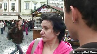 Rijpe secretaresse C ...